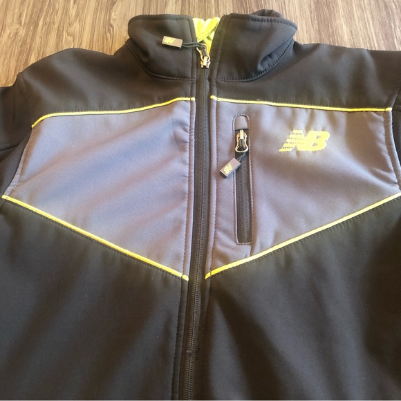 New Balance NWT jacket - Picture 2 of 6